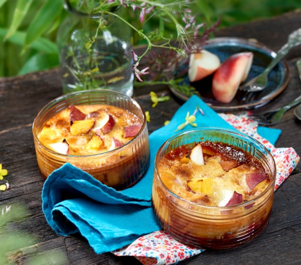 CLAFOUTIS AUX NECTARINES ET CARAMEL