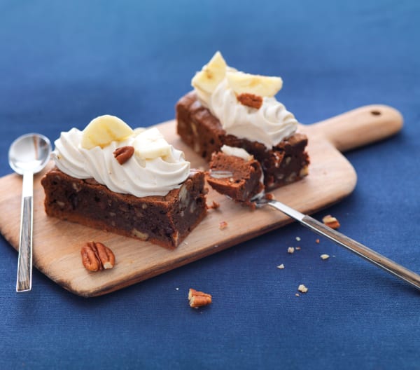 CREME A LA BANANE SUR BROWNIE AU CHOCOLAT